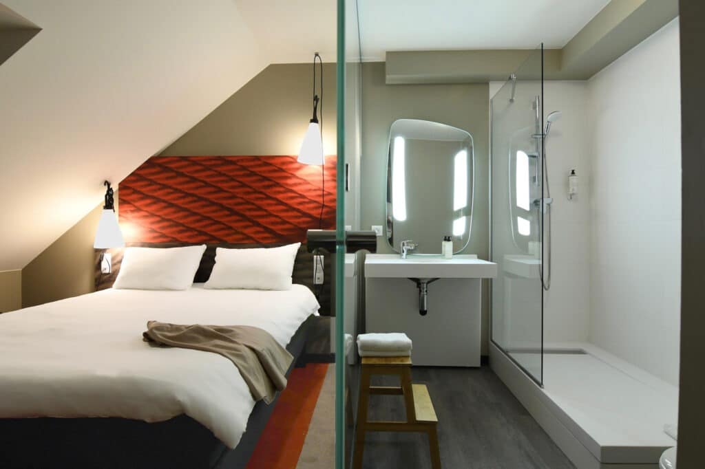 Chambre de l'hôtel Ibis Brest Kergaradec aéroport